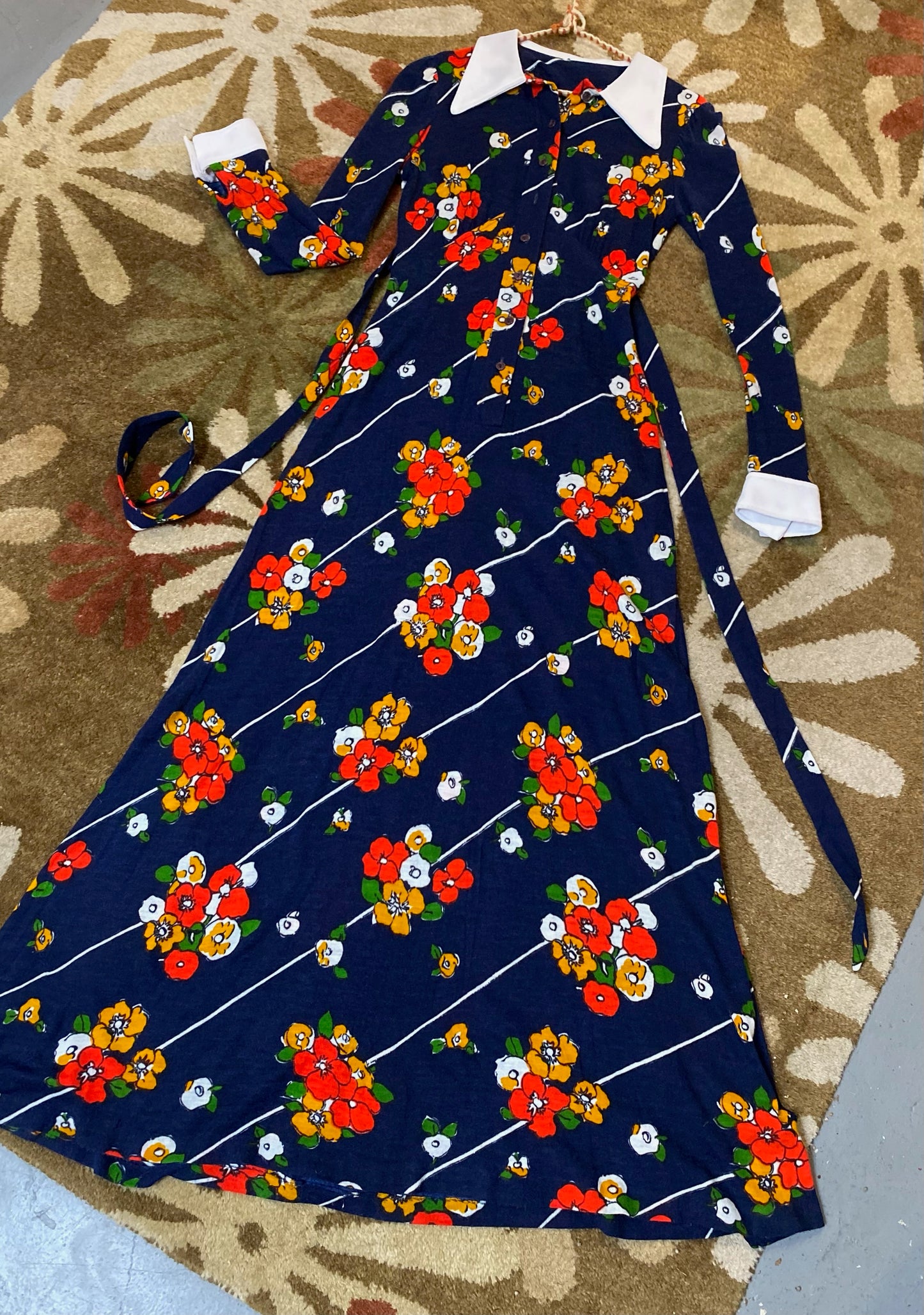 Vintage 70s Flower Power Navy Blue Long Sleeve Maxi Dress White Collar Detail