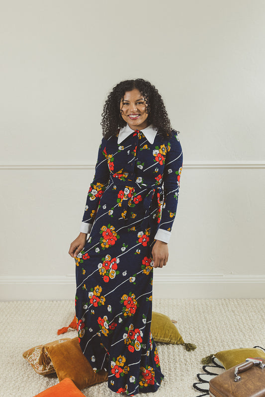 Vintage 70s Flower Power Navy Blue Long Sleeve Maxi Dress White Collar Detail