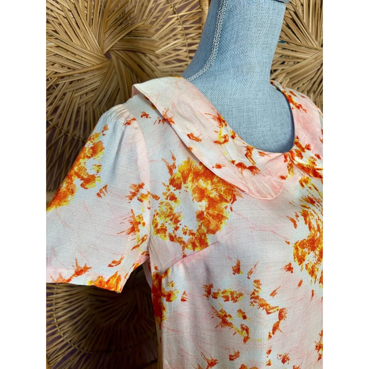 Vintage collared Pink and Orange ‘tie dye’ Shift dress S-M
