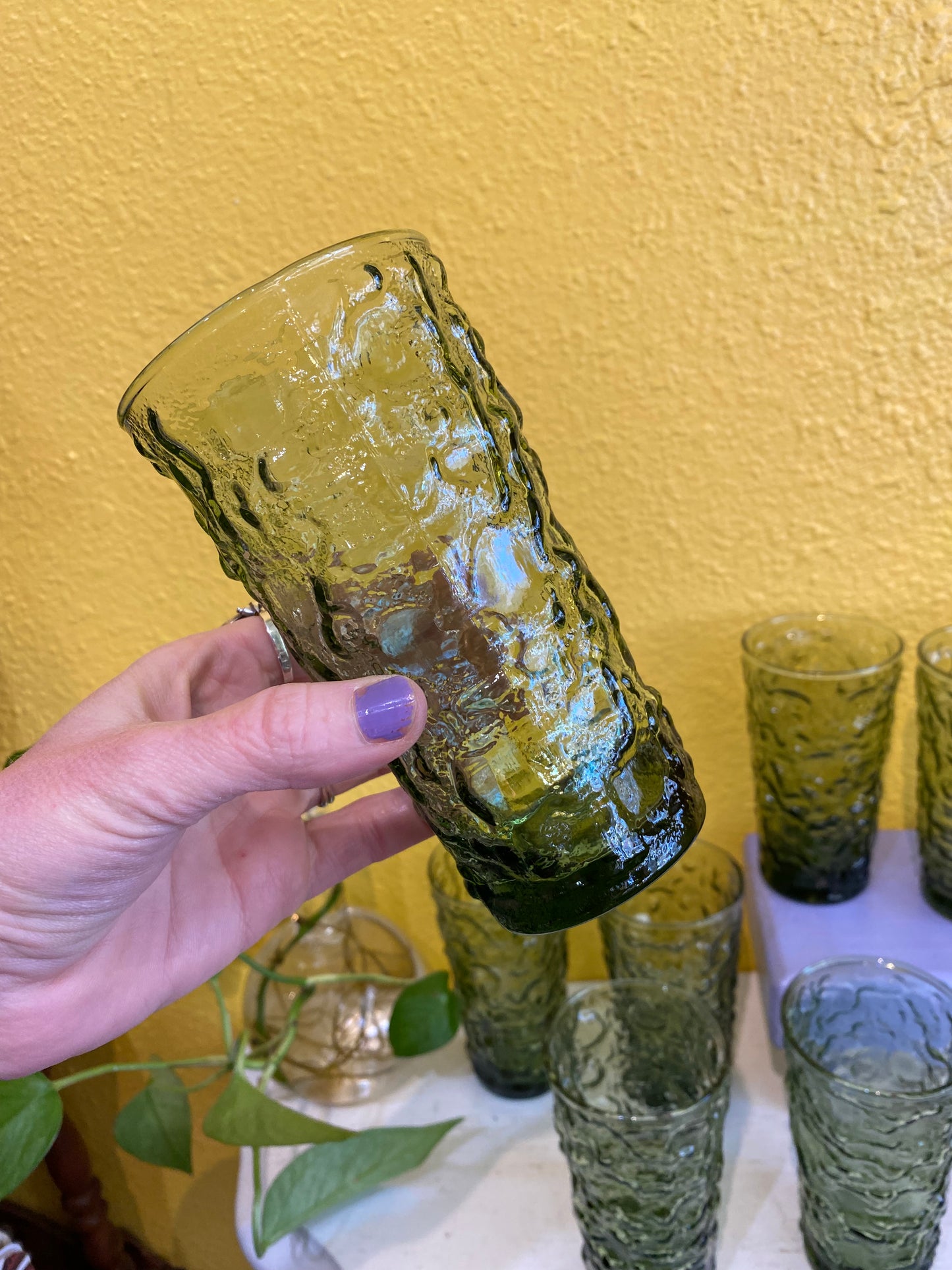 Vintage Green Crinkle Glass Drinking Tumblers. Set of 8