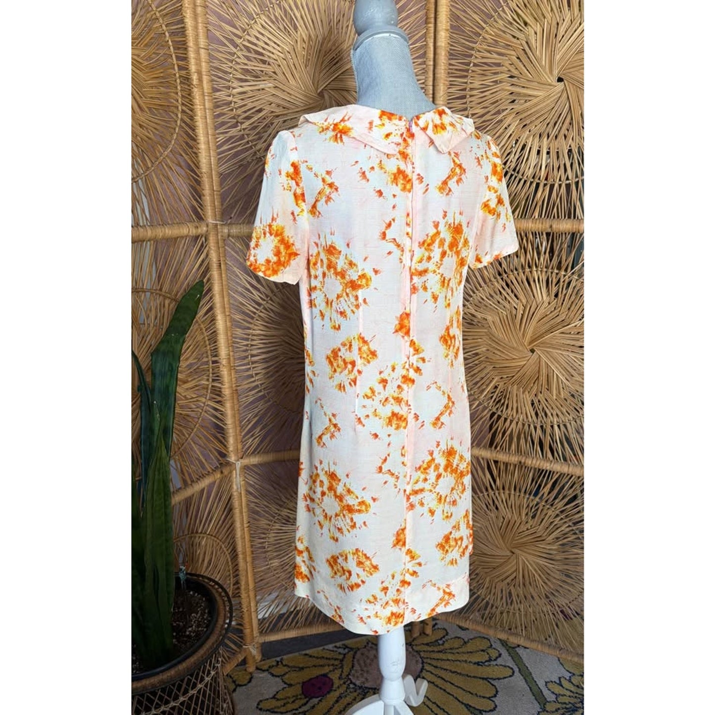 Vintage collared Pink and Orange ‘tie dye’ Shift dress S-M