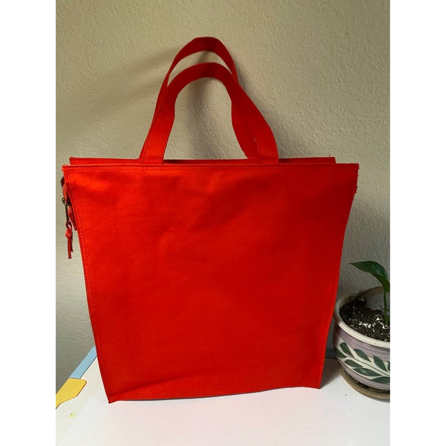 Bright Red Vintage Florida State Canvas Zip Tote Bag